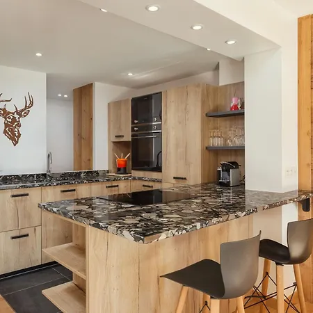 La Perseverance 12 - Happy Шамони