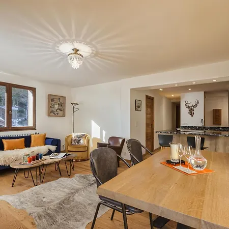 La Perseverance 12 - Happy Шамони