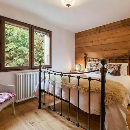 La Perseverance 12 - Happy * Chamonix