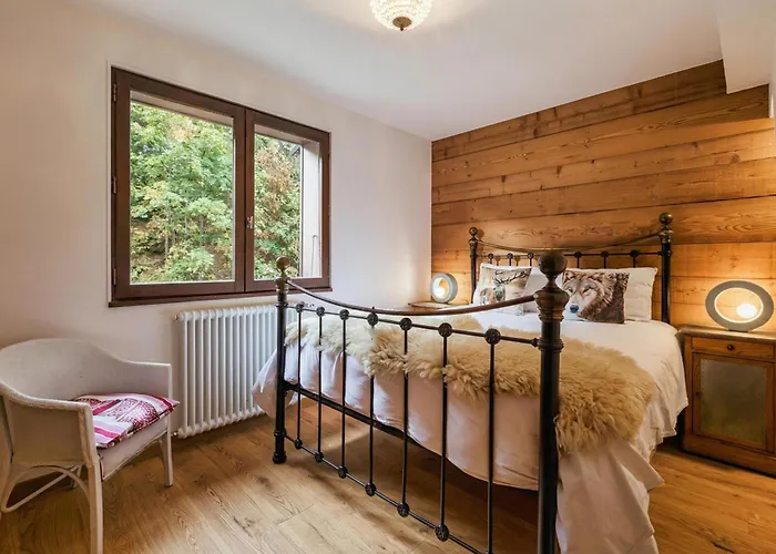 La Perseverance 12 - Happy * Chamonix